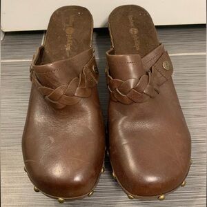 Lindsay Philips Brown Leather Mules Clogs Size 9